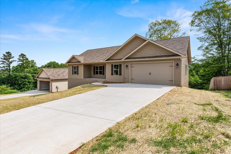 3880 High View Ln, Knoxville, TN 37931