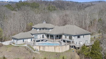 389 Roy Hays Way, Kodak, TN 37764