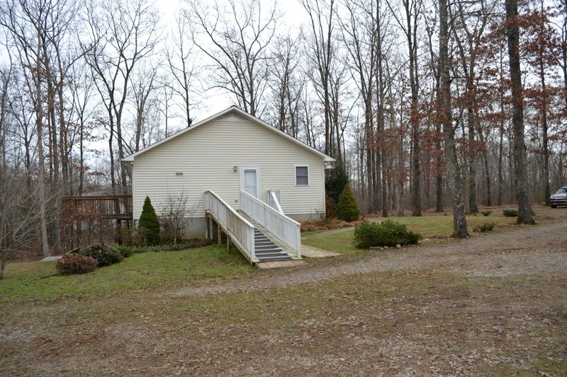 3896 Cumberland Lakes Dr, Monterey, TN 38574