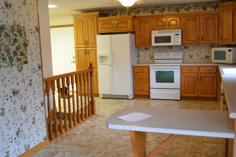 3896 Cumberland Lakes Dr, Monterey, TN 38574