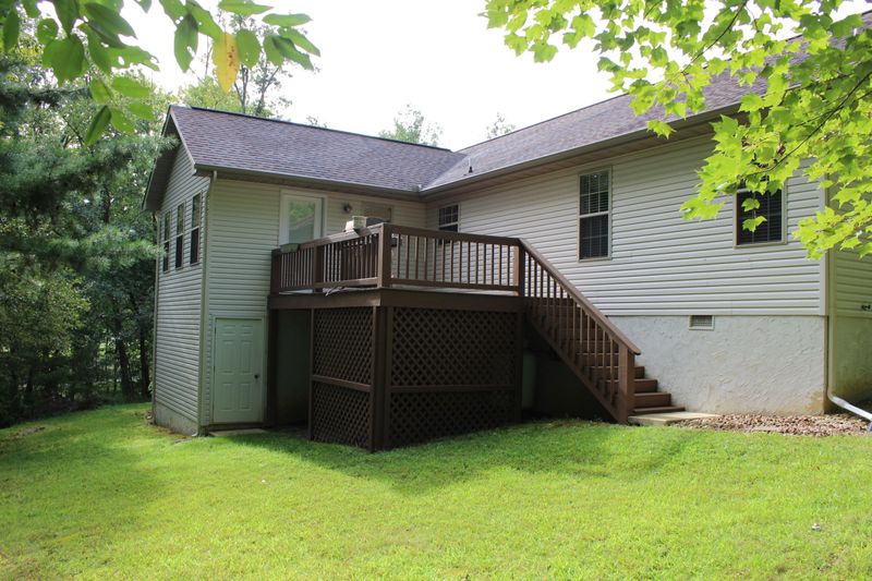 39 Marquette Ter, Crossville, TN 38558