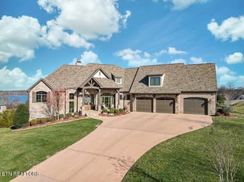 390 Captains Way, Lenoir City, TN 37772