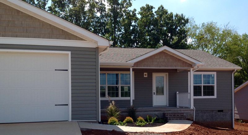 390 Hartfield Ln #2, Loudon, TN 37774