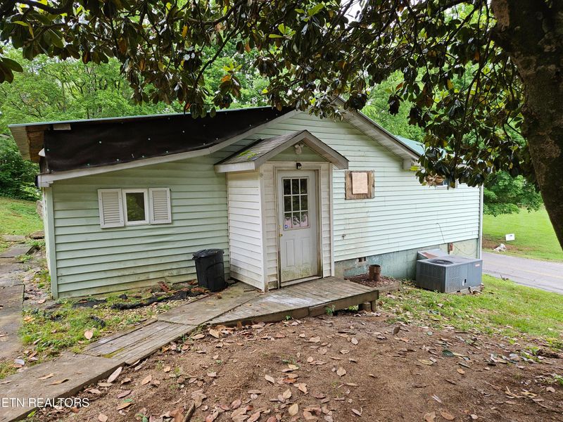 3903 Rocky Branch Rd, Walland, TN 37886