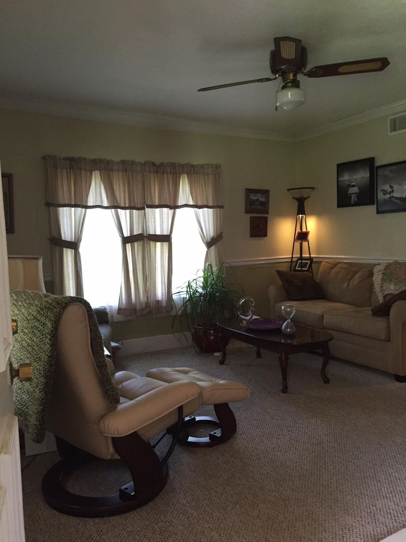 3905 E Raccoon Valley Rd, Powell, TN 37849