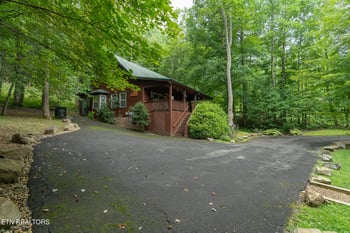 3905 Fern Brook Way, Sevierville, TN 37862