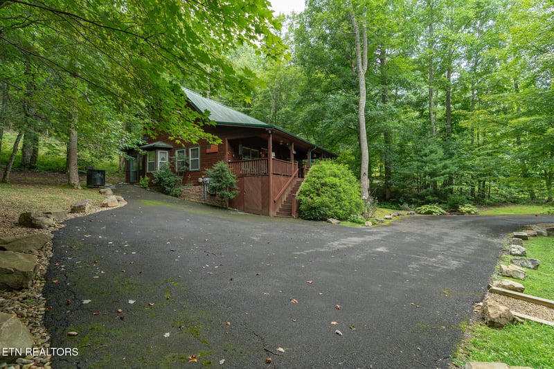 3905 Fern Brook Way, Sevierville, TN 37862