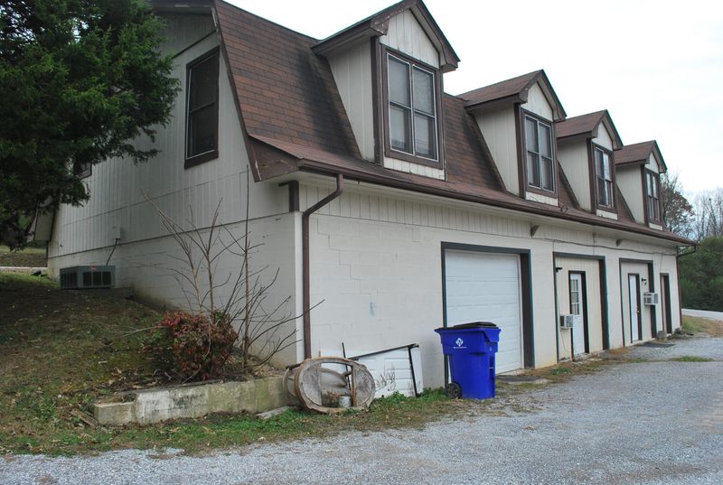 3905 White Cedar Way, Knoxville, TN 37938