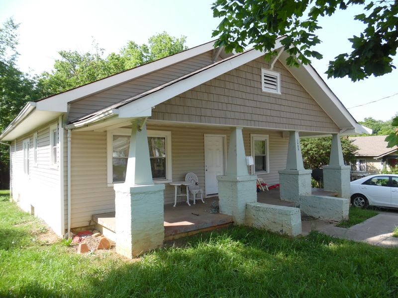 3908 Porter Ave, Knoxville, TN 37914