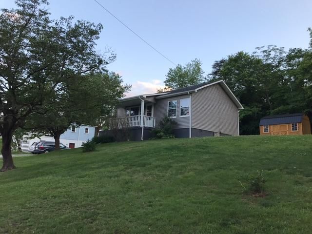 3909 Lake City Hwy, Rocky Top, TN 37769