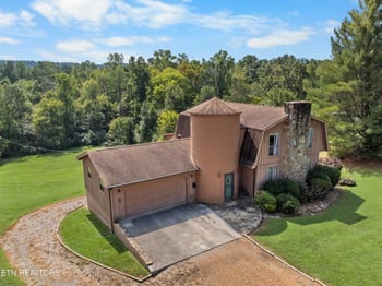 3911 Miser Station Rd, Louisville, TN 37777