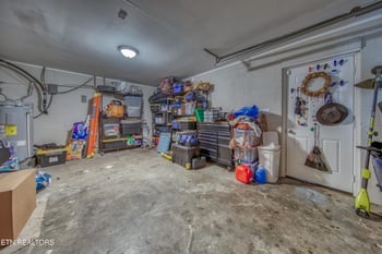 3913 Abercorn Rd, Knoxville, TN 37921