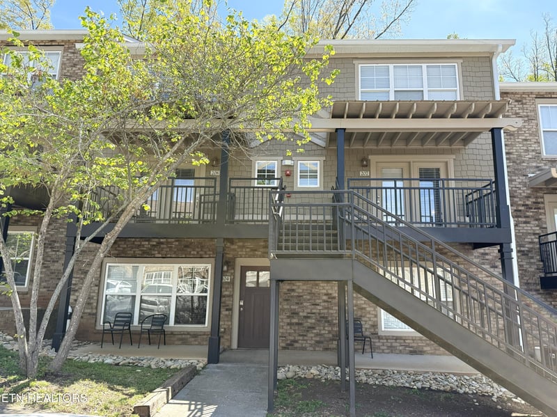 3914 Cherokee Woods Way #207, Knoxville, TN 37920