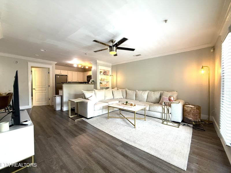 3914 Cherokee Woods Way #207, Knoxville, TN 37920