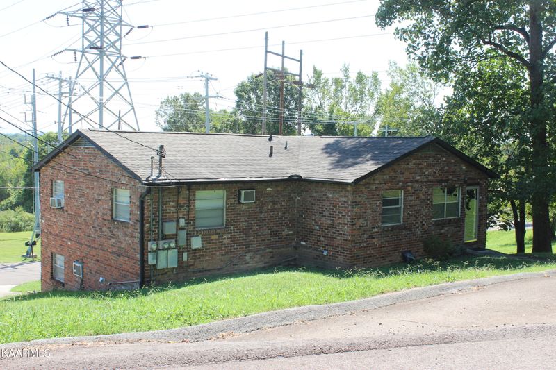 3918 Ludlow Ave, Knoxville, TN 37917