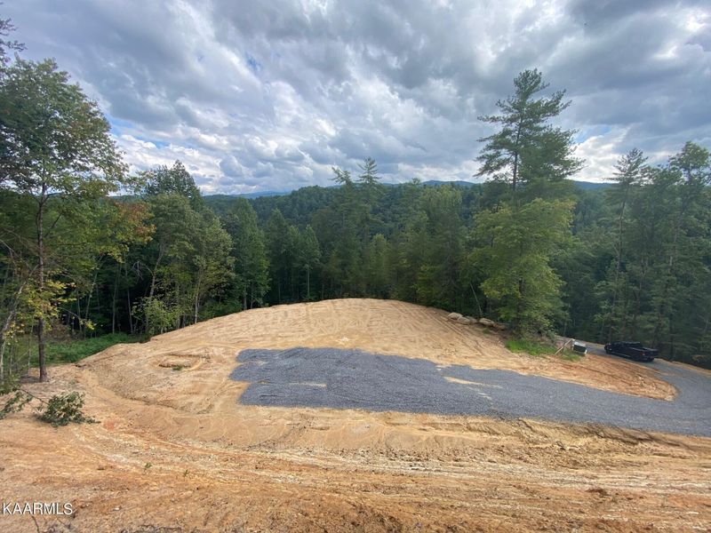 3919 Claude Shields Way, Sevierville, TN 37876