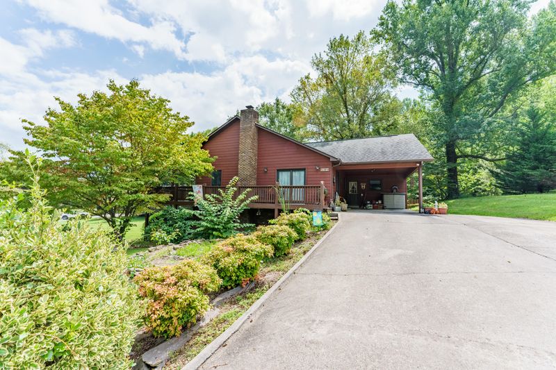 3919 Ole Smoky Way, Sevierville, TN 37862