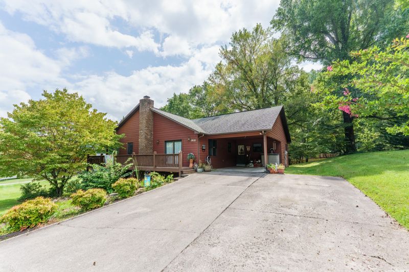 3919 Ole Smoky Way, Sevierville, TN 37862