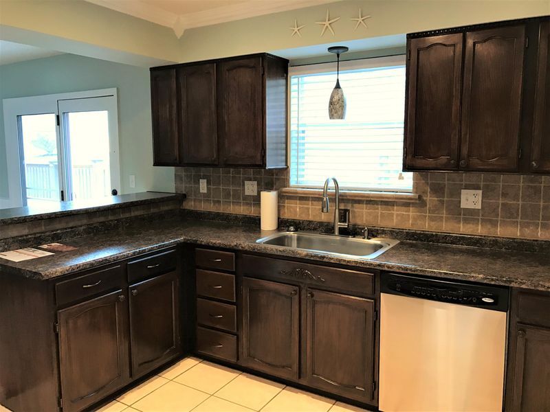 392 Eagle Bluff Rd, Jacksboro, TN 37757