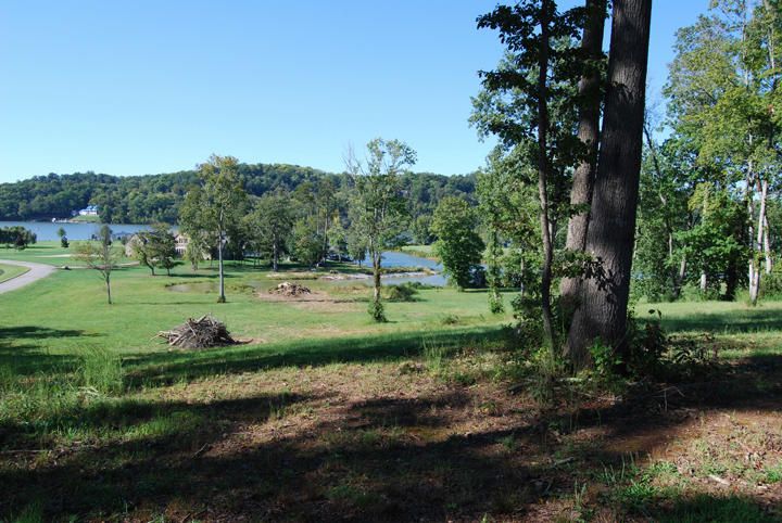 3921 Greener Ln, Louisville, TN 37777