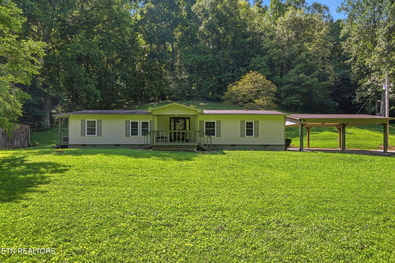 3923 Freels Rd, Friendsville, TN 37737