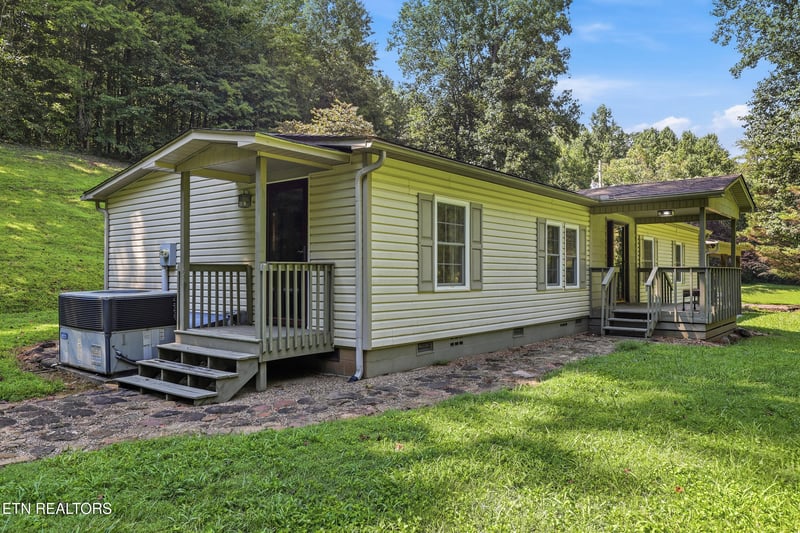 3923 Freels Rd, Friendsville, TN 37737
