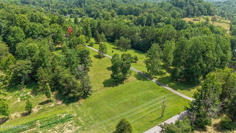 3924 Rocky Branch Rd, Walland, TN 37886