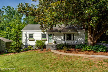 3929 Forest Glen Dr, Knoxville, TN 37919