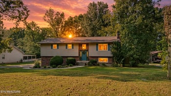 3932 Gamble Ln, Maryville, TN 37804