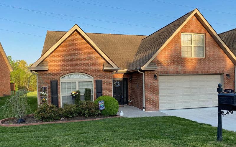 3933 Doral Dr, Maryville, TN 37801