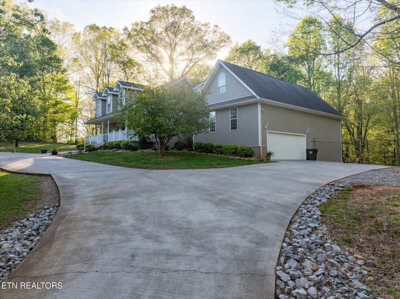 394 Brunner Rd, Sweetwater, TN 37874