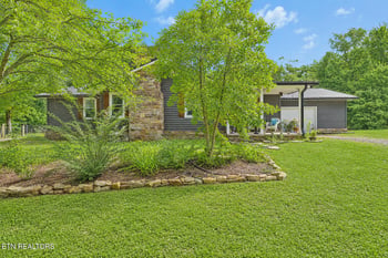394 Thomas Springs Rd, Crossville, TN 38572