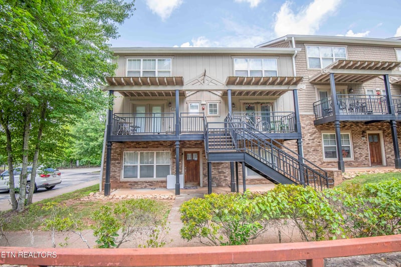 3940 Cherokee Woods Way #201, Knoxville, TN 37920
