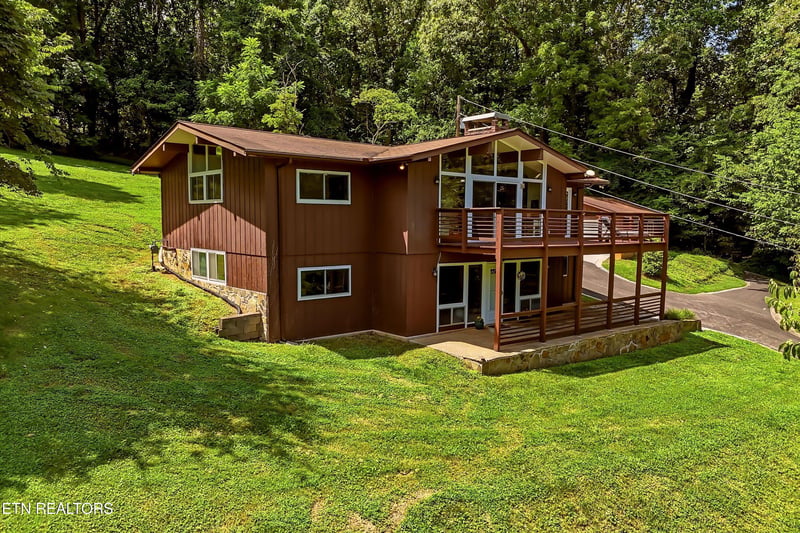 3941 Guinn Rd, Knoxville, TN 37931