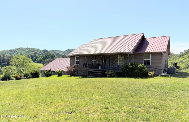 3941 Hickory Valley Rd, Andersonville, TN 37705
