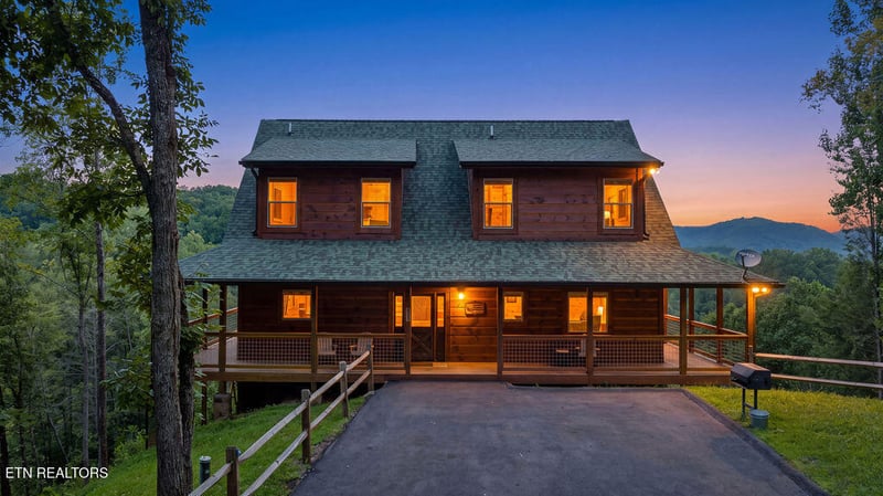 3945 Boogertown Rd, Sevierville, TN 37876