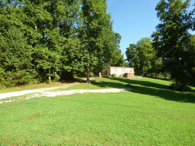 395 Allison Dr, Harriman, TN 37748