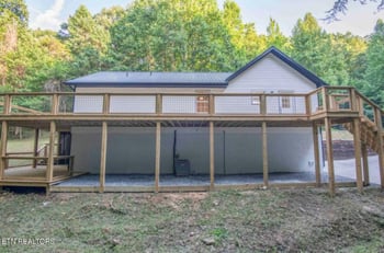 3952 Blazier Rd, Rockford, TN 37853