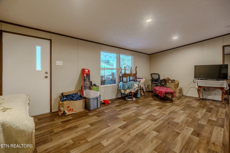 3954 Skyline Dr, Knoxville, TN 37914