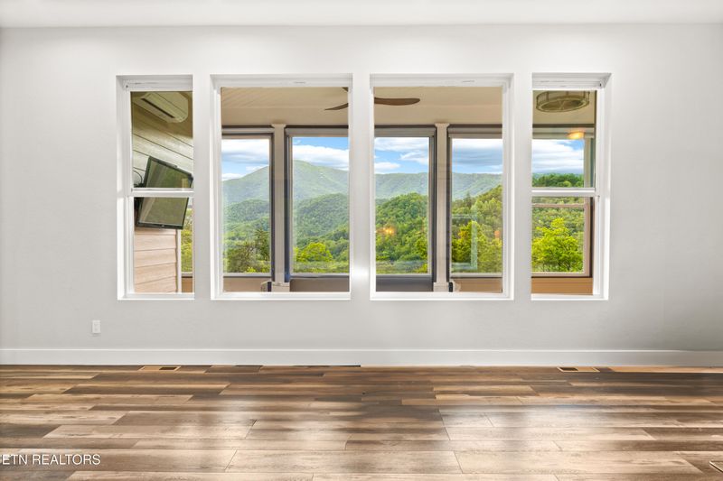3955 Denton Ct, Sevierville, TN 37862