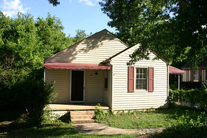 3956 W Bellemeade Ave, Knoxville, TN 37919