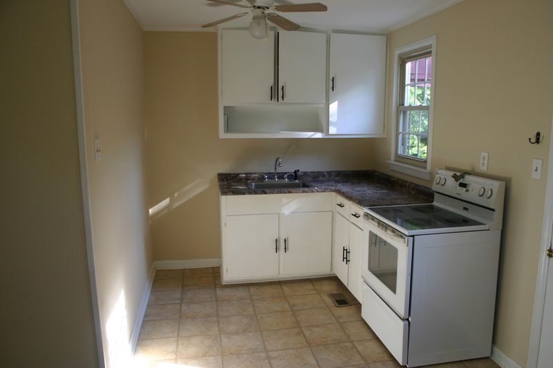 3956 W Bellemeade Ave, Knoxville, TN 37919