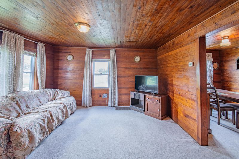 39693975 Wears Valley Rd, Sevierville, TN 37862