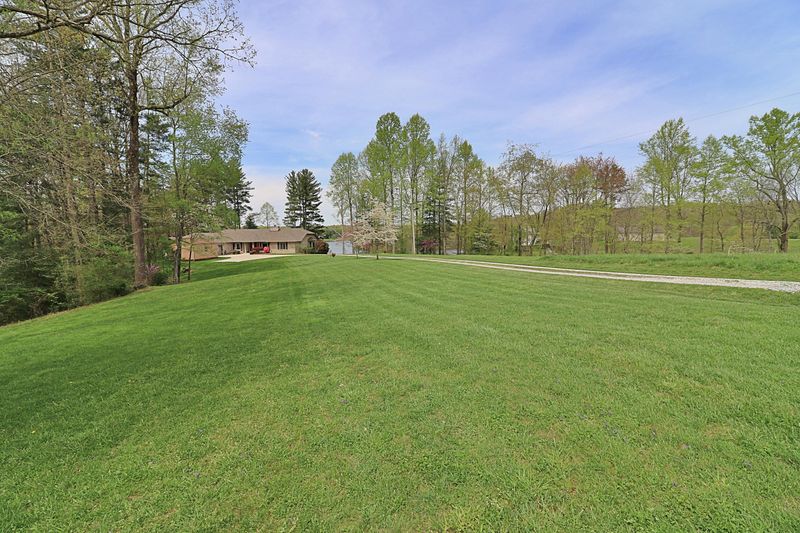 397 Paul Ed Dr, Oneida, TN 37841