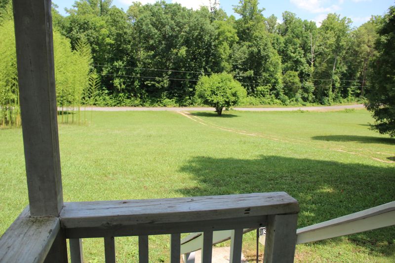 398 County Road 656, Athens, TN 37303