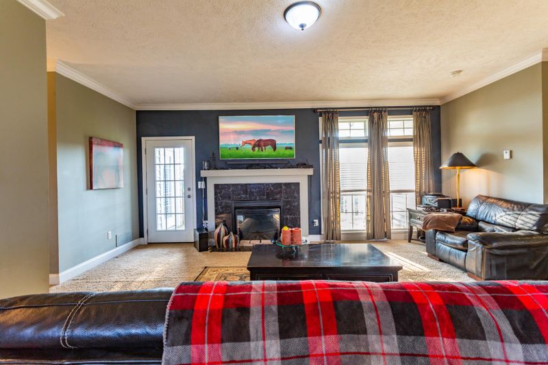 398 Eblen Cave Rd, Lenoir City, TN 37771