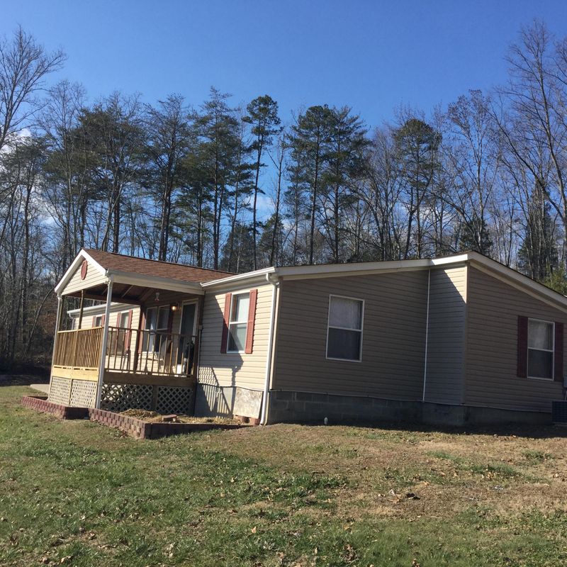 398 Ladd Ridge Rd, Kingston, TN 37763