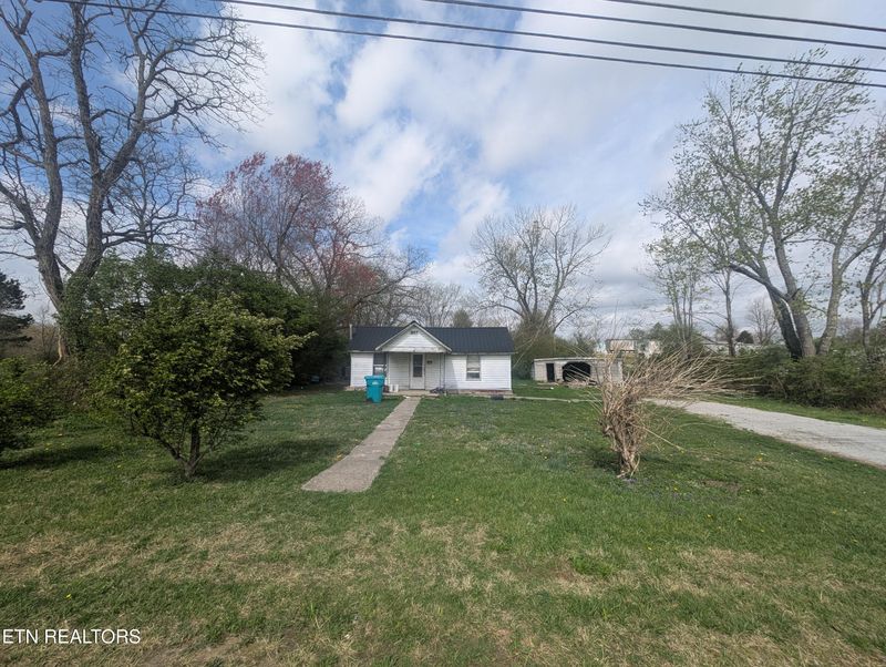399 County Garage Rd, Crossville, TN 38555