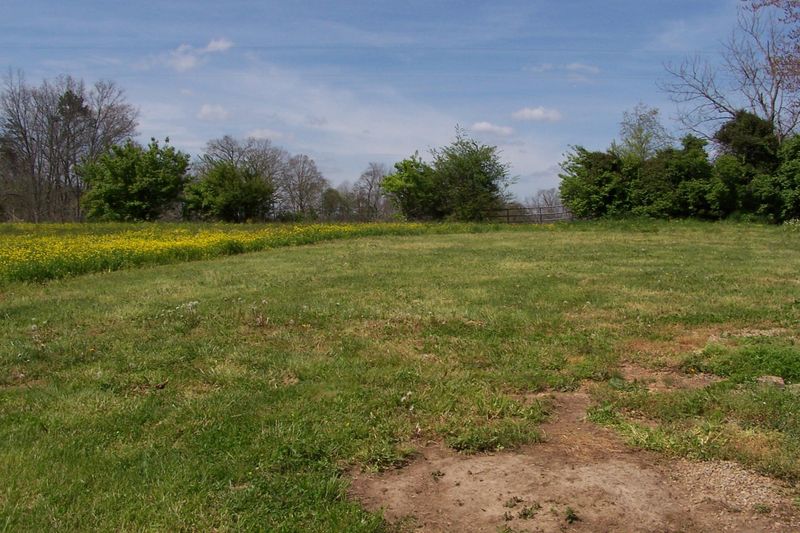 399 Dixon Rd, Crossville, TN 38571