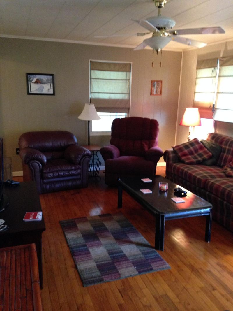 399 Greenwood Cir, Madisonville, TN 37354
